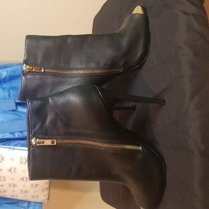 Steve Madden Dianna Booties